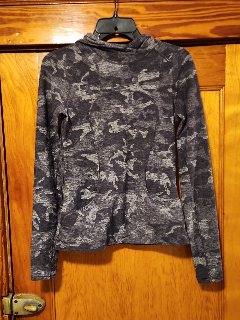 Lululemon On Repeat Rulu Camo Hooded Athletic Pullover Size 4
